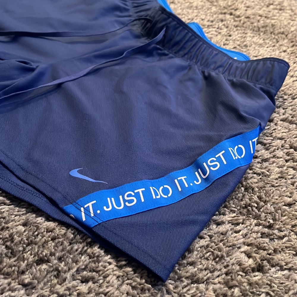 Women’s athletic shorts - Nike
